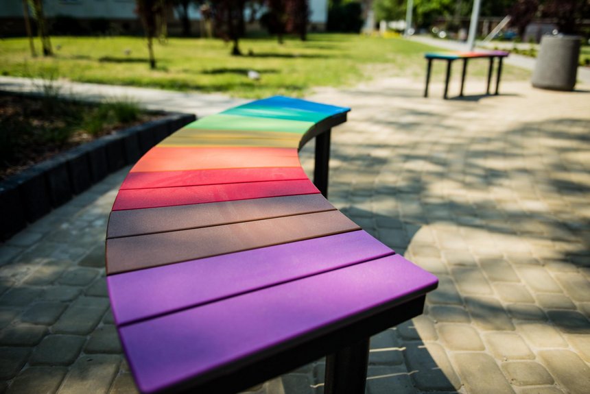 Nowy skwer powstał między ulicami Cieszkowskiego i Przyszkole - takiego miejsca do spotkań, odpoczynku czy zabawy z dziećmi potrzebowali mieszkańcy okolicznych bloków fot. Radosław Żydowicz / UMŁ
