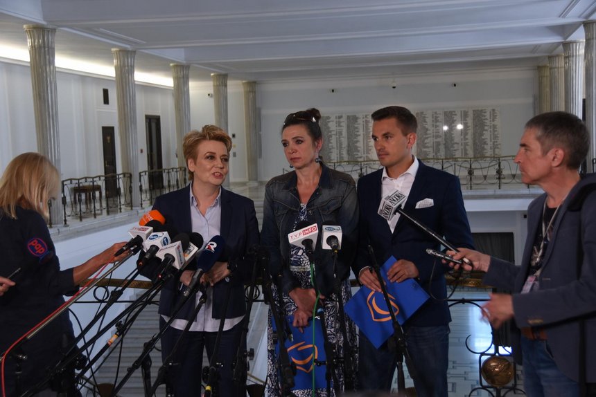 Prezydent Łodzi Hanna Zdanowska złożyła w Sejmie nowy projekt ustawy antydopalaczowej